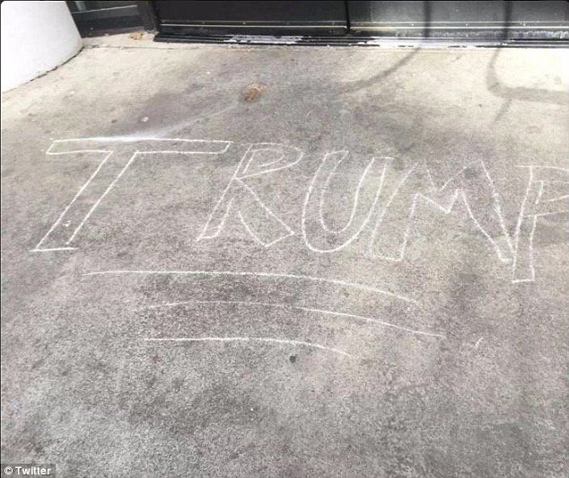 Trump graffiti